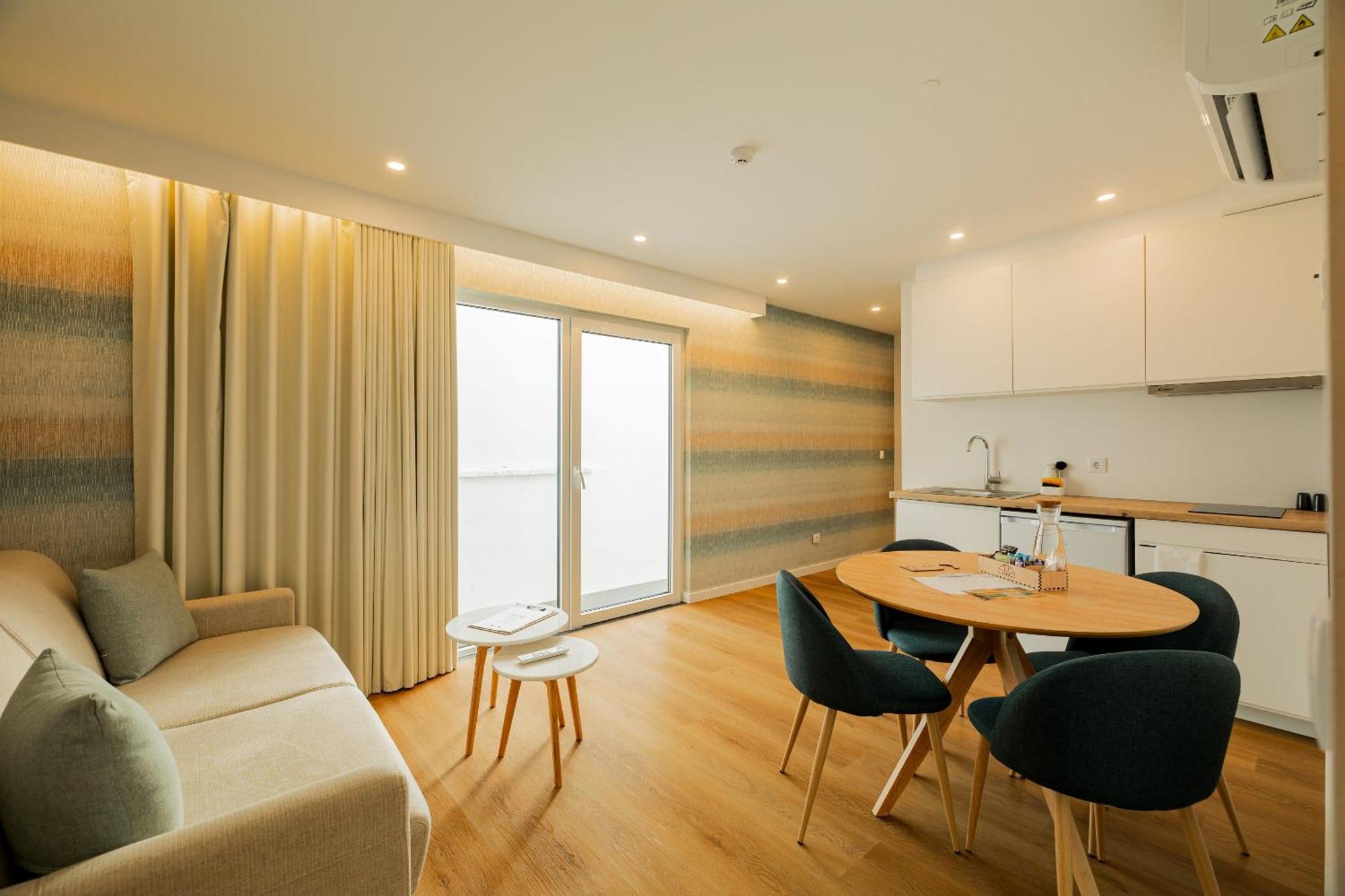 Casa Do Contador - Suites & Pool Ponta Delgada  Ngoại thất bức ảnh